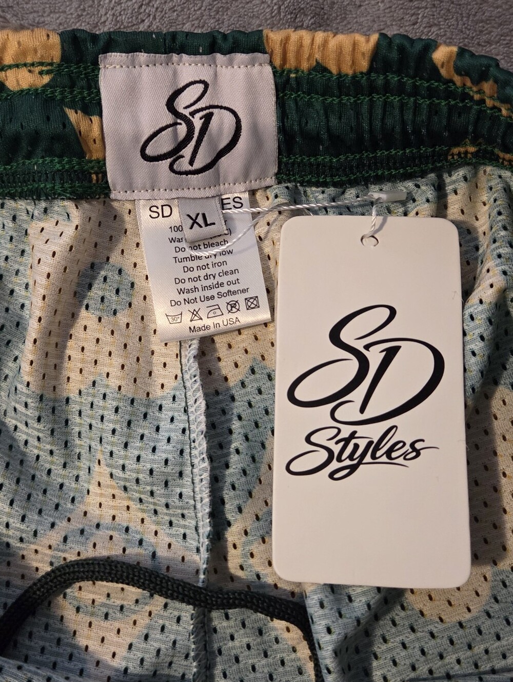 SD Styles Shorts - Picture 3 of 4
